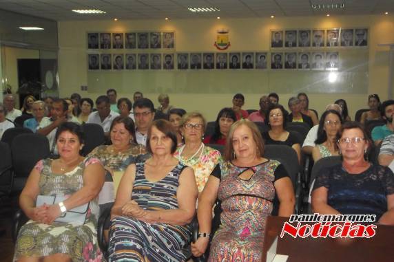 Sessão Solene homenageou vereadoras de legislaturas passadas em Três de Maio - foto 2
