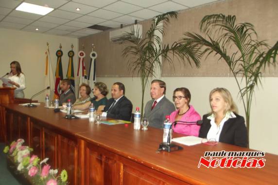 Sessão Solene homenageou vereadoras de legislaturas passadas em Três de Maio - foto 7