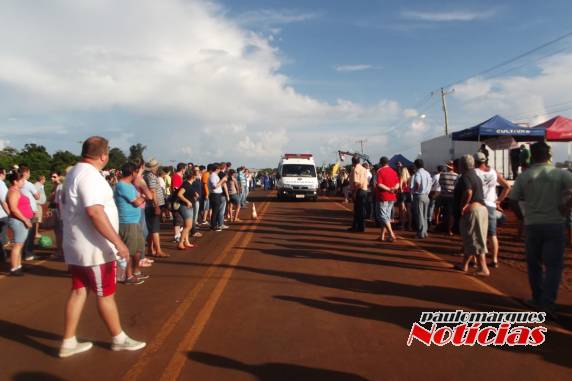 Manifesto dos caminhoneiros é apoiado pelos empresários e comunidade de Três de
Maio - foto 5
