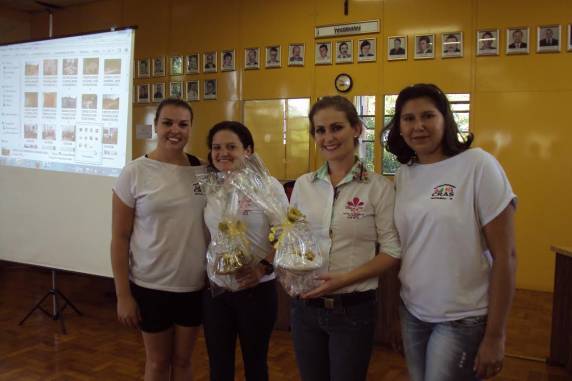 Público foi formado por mulheres do Serviço de Convivência e Fortalecimento de Vínculos do CRAS