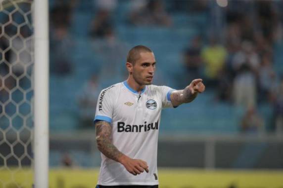 Time de 

Felipão bateu o Cruzeiro-RS por 1 a 0 na Arena