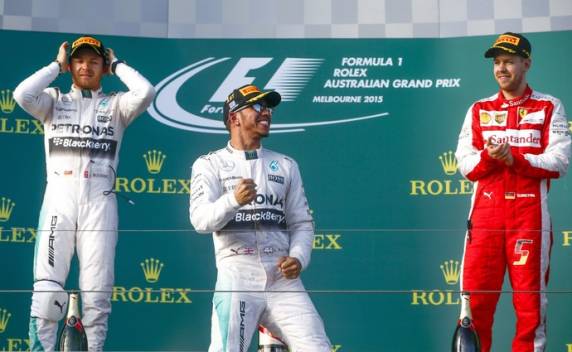 Hamilton vence, e Felipe Nasr tem a melhor estreia de um brasileiro na
F-1 - foto 4