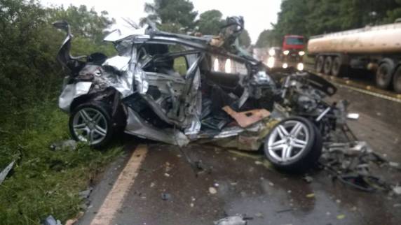 Irmãos morrem em acidente na ERS 135 - foto 7