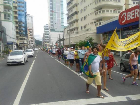 PM de Itapema assegura
protestos democráticos e ordeiros - foto 4