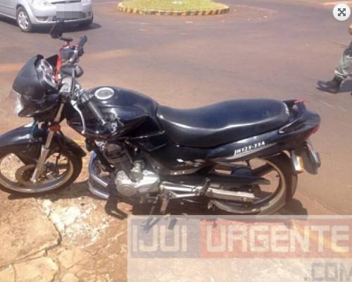 Motoqueiro fica ferido em
acidente no centro de Ijuí - foto 4