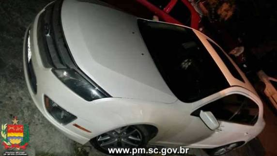 Suspeitos de
tentativa de homicídio são presos em Balneário Camboriú - foto 4