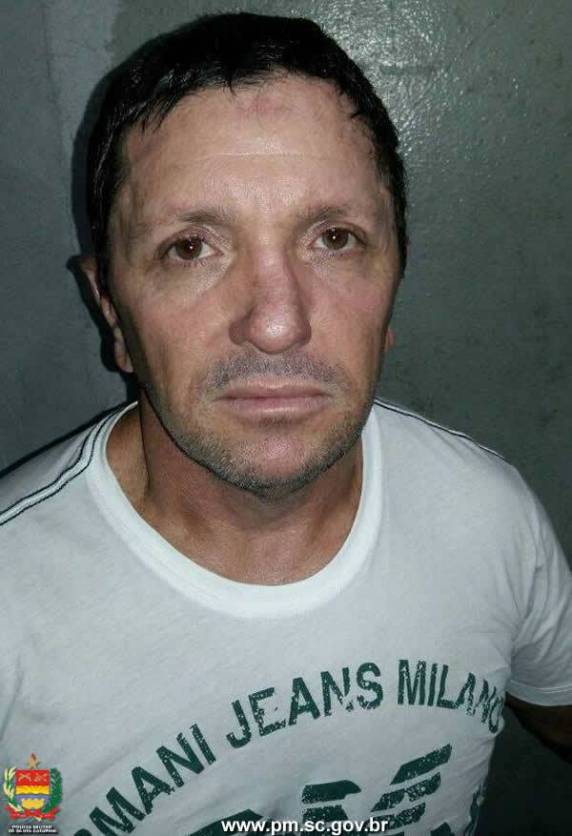 Suspeitos de
tentativa de homicídio são presos em Balneário Camboriú - foto 5