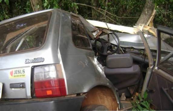 Homem fica gravemente ferido em acidente na ERS 155 - foto 3
