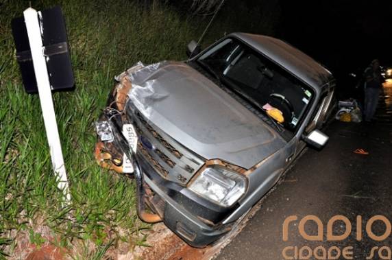 Uma criança morre e quatro ficam feridos em grave acidente
na BR 285 em Vitória das Missões - foto 4