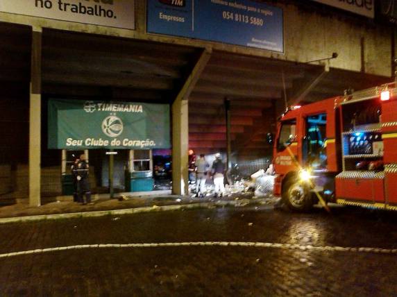Médico morre em acidente de trânsito em Caxias do Sul - foto 6