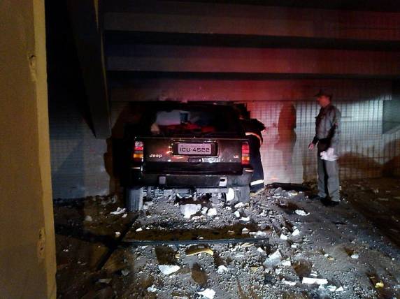 Médico morre em acidente de trânsito em Caxias do Sul - foto 5