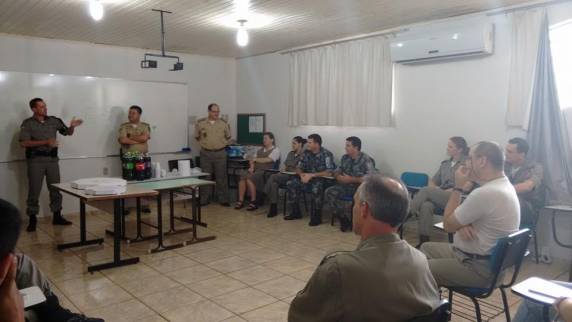 Confraternização de despedida e
chegada no 4º BPAF em Santa Rosa - foto 3