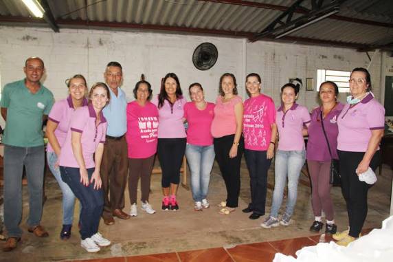 Bazar Beneficente arrecada R$ 895,00 - foto 6