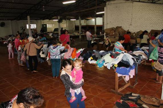 Bazar Beneficente arrecada R$ 895,00 - foto 3