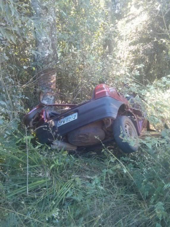 Acidente deixa cinco pessoas feridas na ERS-129 em Serafina Corrêa - foto 3