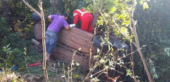 Acidente deixa cinco pessoas feridas na ERS-129 em Serafina Corrêa - foto 2