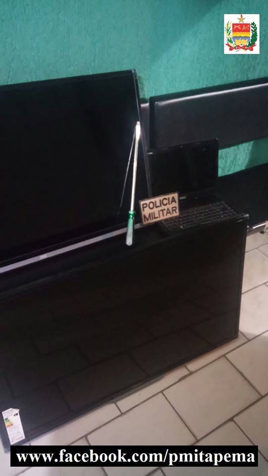 Polícia Militar prende criminoso
escondido na lixeira - foto 4