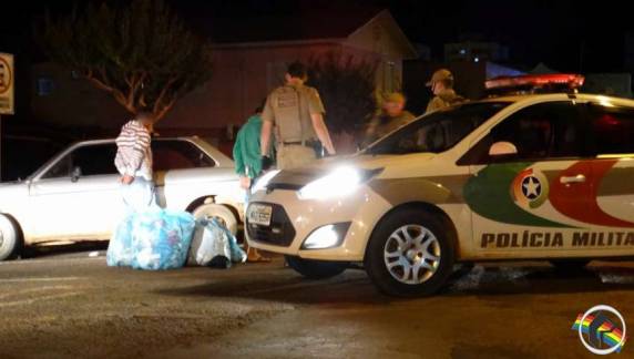 Polícia apreende cinco depois de perseguição e barreira - foto 4