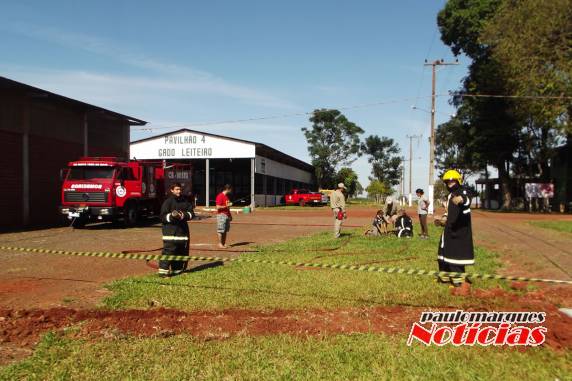 Os bombeiros se concentraram no Parque Germano Dockhorn