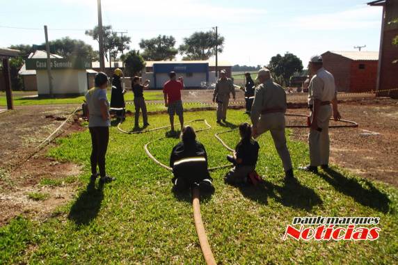 Bombeiros de Três de Maio realizam treinamento - foto 7