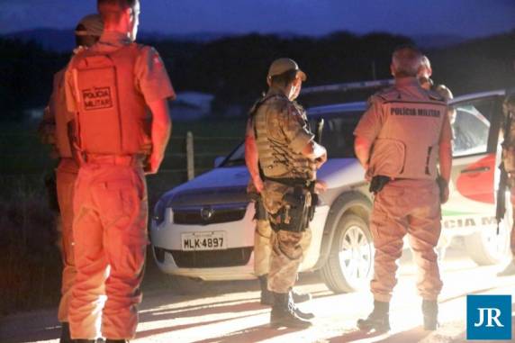 Ladrão é morto em tentativa de assalto a relojoaria em Tijucas - foto 4
