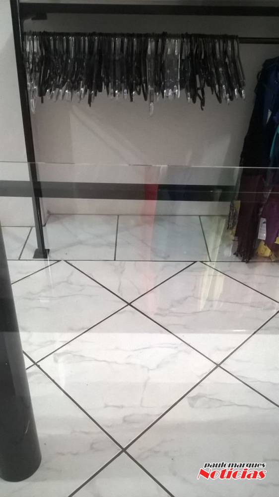 Ladrões agiram durante a madrugada em Independência - foto 4