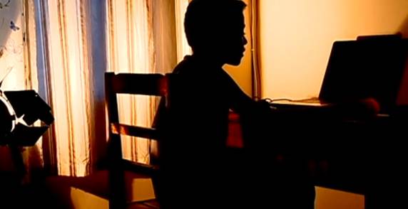 'Foi bom', diz filho de presa
liberada para passar últimos dias em casa - foto 2