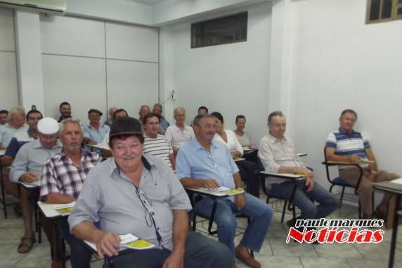 Taxistas estão concluindo curso
obrigatório no CFC Mário Machado - foto 3