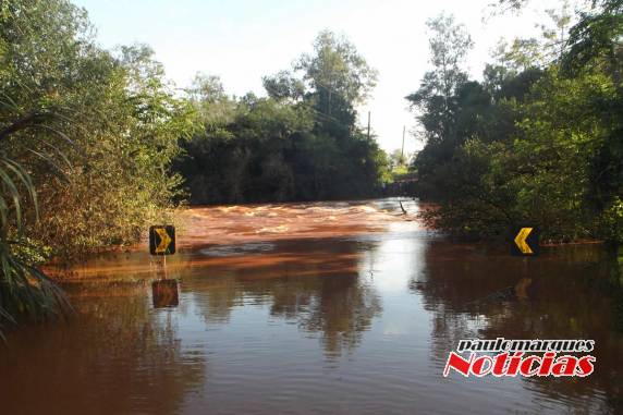 Pai e filha continuam desaparecidos nas águas do rio Buricá - foto 5