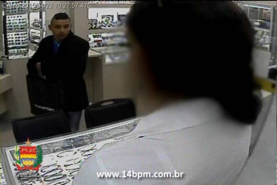 Roubo em loja no centro de Jaraguá do Sul - foto 2