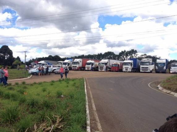 Categoria 

iniciou mobilização em pátios e estacionamentos na madrugada