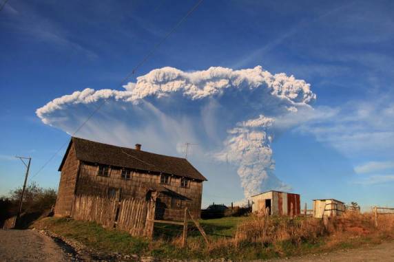 Fotos impressionantes mostram a erupção de vulcão no Chile - foto 2