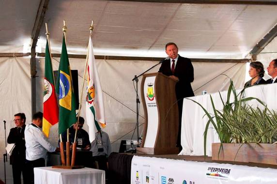 Começou a XIV EXPOFEIRA DO 

AGRONEGÓCIO - foto 2