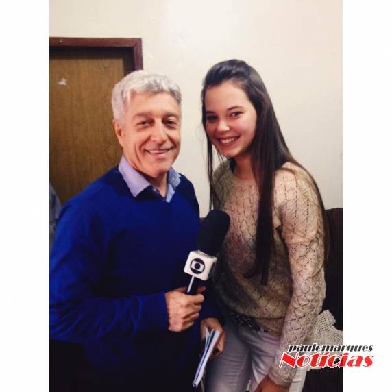 Repórter Caco Barcelos da Globo gravou entrevista com a
futura modelo Josiélin Carvalho de Três de Maio - foto 4