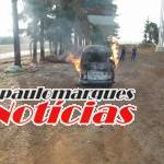 Bombeiros
de Horizontina controlam incêndio em veículo no interior de Tucunduva - foto 3