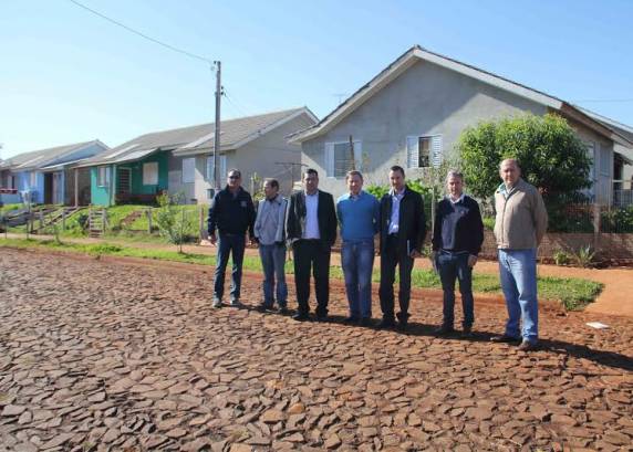 Executivo tresmaiense se reúne com 

superintendente da Corsan - foto 3
