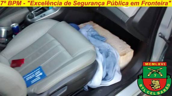 Polícia prende três traficantes e apreende
250Kg de maconha em Três Passos - foto 5