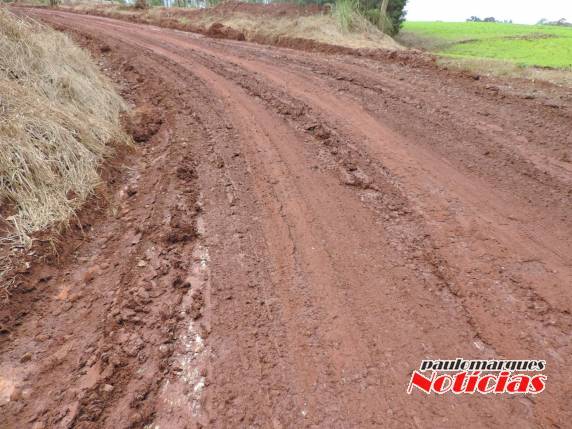 Estrada do Lajeado Cachoeira se transforma em atoleiro com a chuva - foto 2