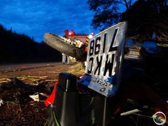 Motociclista morre em acidente na BR 282 - foto 3