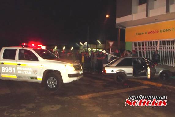 Policiais do POE/BM prenderam três jovens depois de uma perseguição pelas ruas de Três de Maio - foto 4
