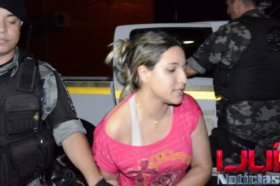 POE de Ijuí prende casal com 2,8 kg de maconha - foto 2