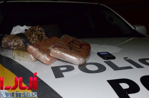 POE de Ijuí prende casal com 2,8 kg de maconha - foto 5