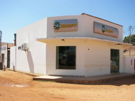No Estado do Mato Grosso Policiais impedem assalto a
banco e matam bandidos - foto 5