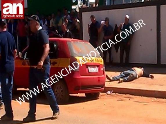 No Estado do Mato Grosso Policiais impedem assalto a
banco e matam bandidos - foto 4