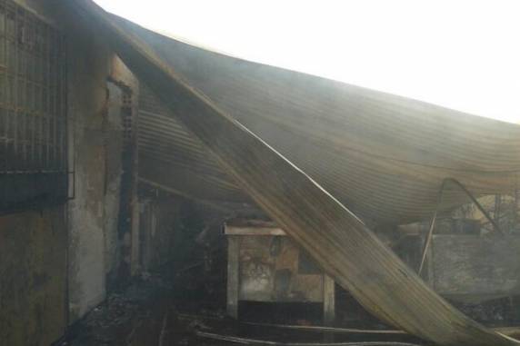 Incêndio destrói supermercado no centro de Agudo - foto 2