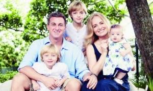 Avião que fez pouso forçado levava Luciano Huck,
Angélica e filhos - foto 2