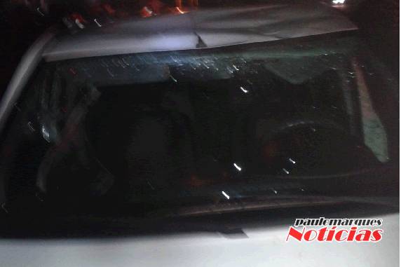 Motorista fica ferido depois de subir com veículo no trevo da BR
472 em Três de Maio - foto 5
