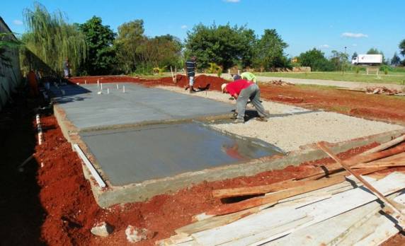 Obras na Praça Jayme começam a ser erguidas - foto 2