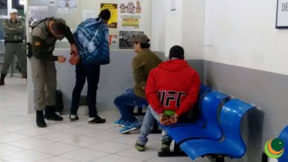 Passo-fundenses são suspeitos de assaltar ônibus de
excursão ao Paraguai - foto 2
