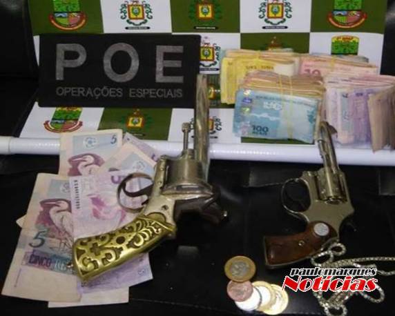 Lotérica é assaltada, ladrões fogem, são perseguidos e presos pelo POE de Santa Rosa - foto 4